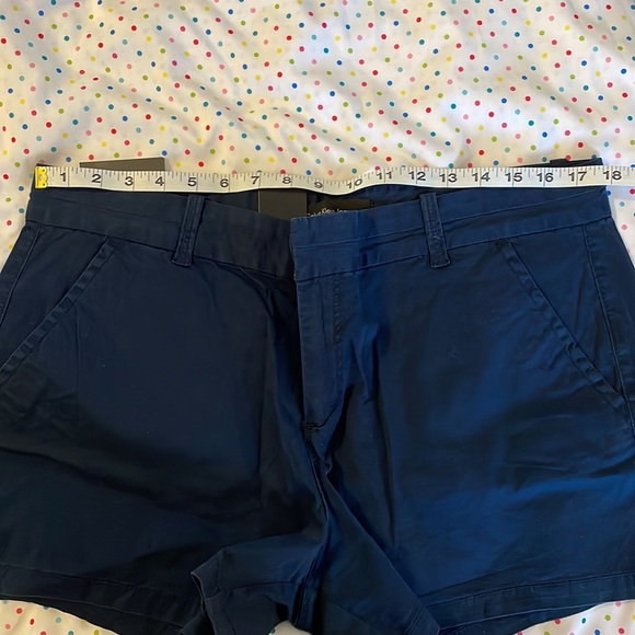 Calvin Klein shorts NWT - Picture 8 of 8